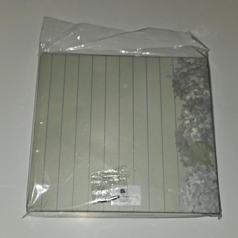 Century Int'l 8x8 Scrapbook Album Green Floral + 10 Refill Sheets NEVER USED